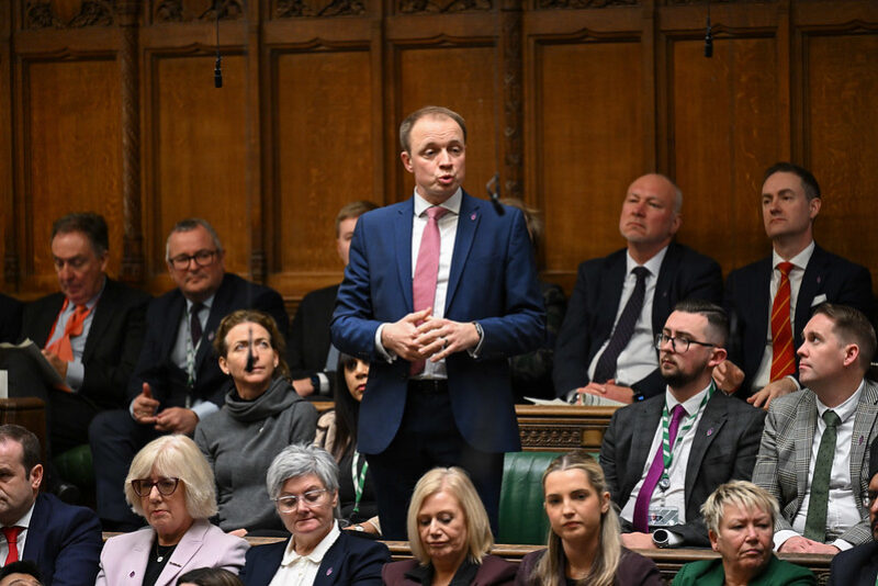 Darren asks the Prime Minister about protecting leaseholders